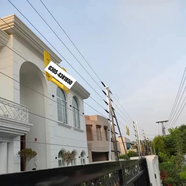 Electric fence / home security fence / wire fence / fence