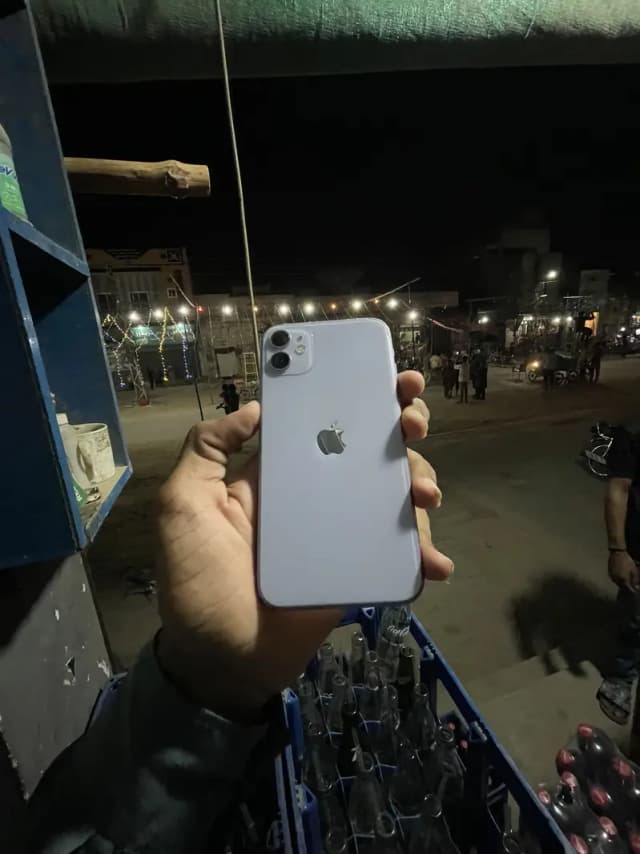 Apple iPhone 11