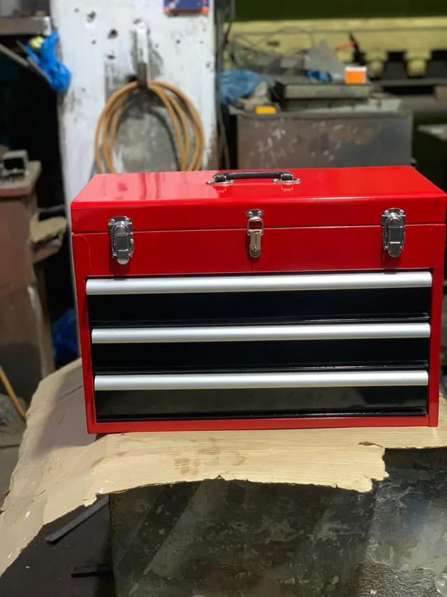 Heavy Duty Tool Box, We Deal & Manufacture All Kinds Of Tool & Trolley