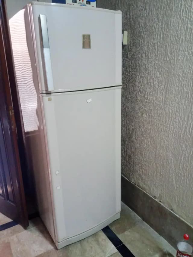 Fridge for sale in working conditions