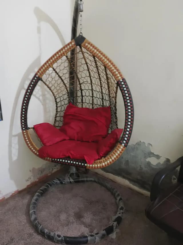 Swing for lawn or garden