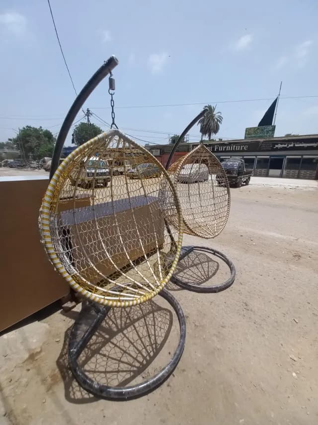 kids swings available