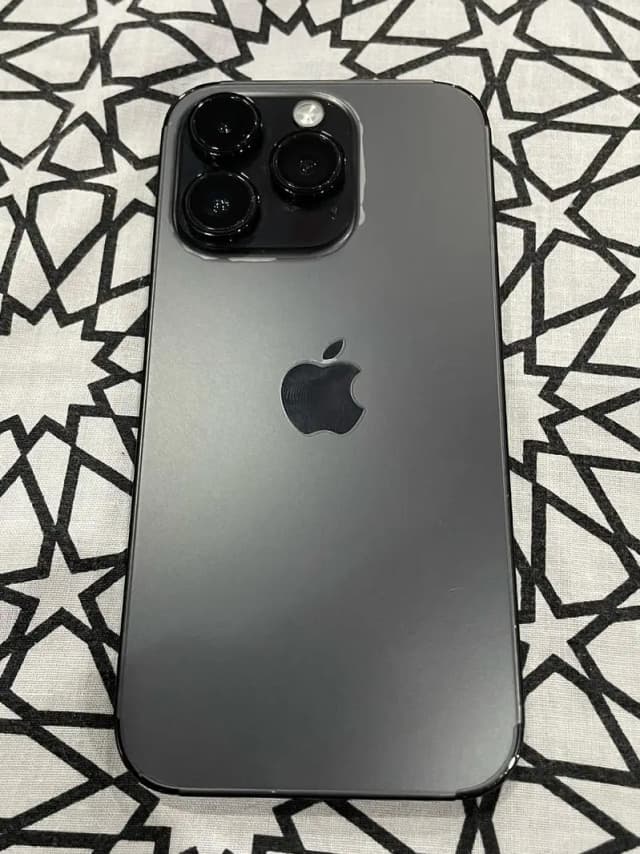 Apple iPhone 14 Pro with Complete Box
