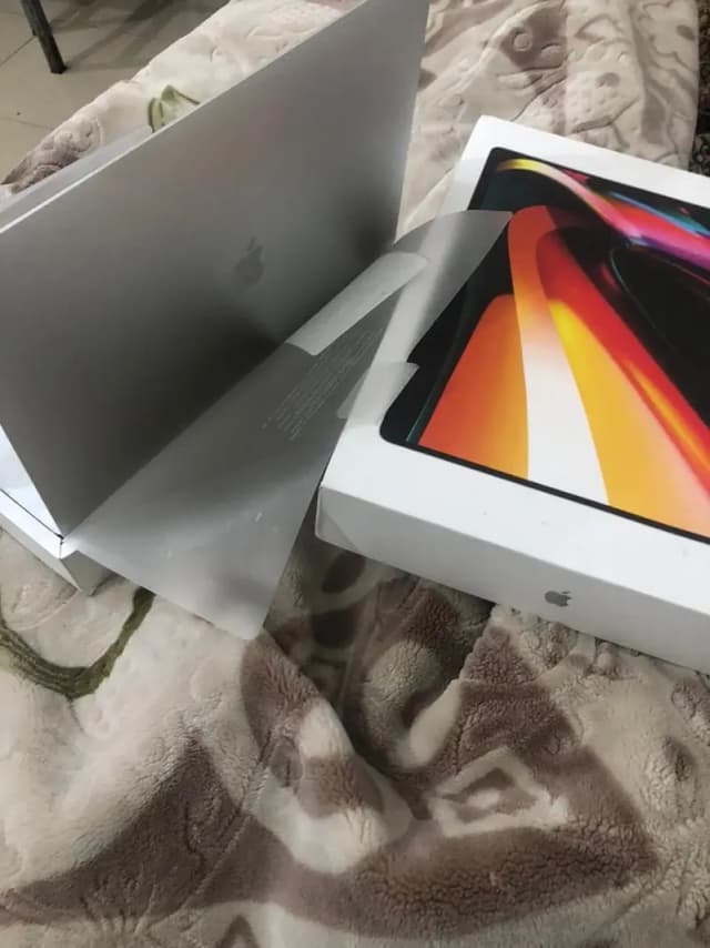 Macbook Pro M3 Max 2024 14 INCH 64GB RAM 1TB SSD