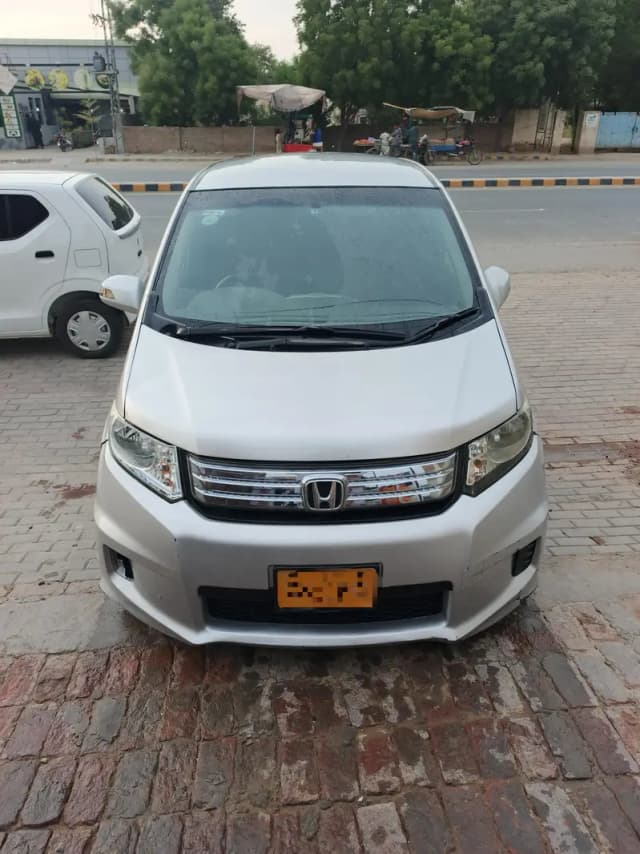 Honda Spike 2012