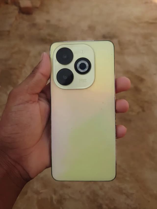Infinix Smart 8 Pro