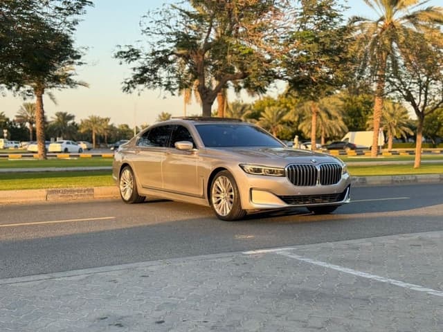 BMW 730Li PURE EXCELLENCE Luxury M Sport Package 2.0L