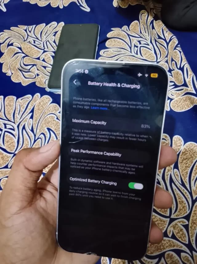 Apple iPhone 14