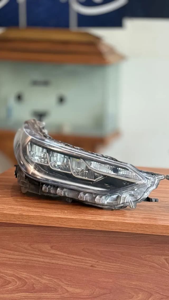 Toyota Yaris LED headlights DRLS