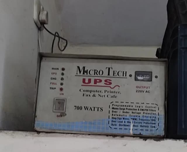 UPS 700W WORKING CONDITION