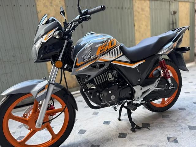 Honda CB150F 2026 Model | New Condition | Only 2100 KM Driven |