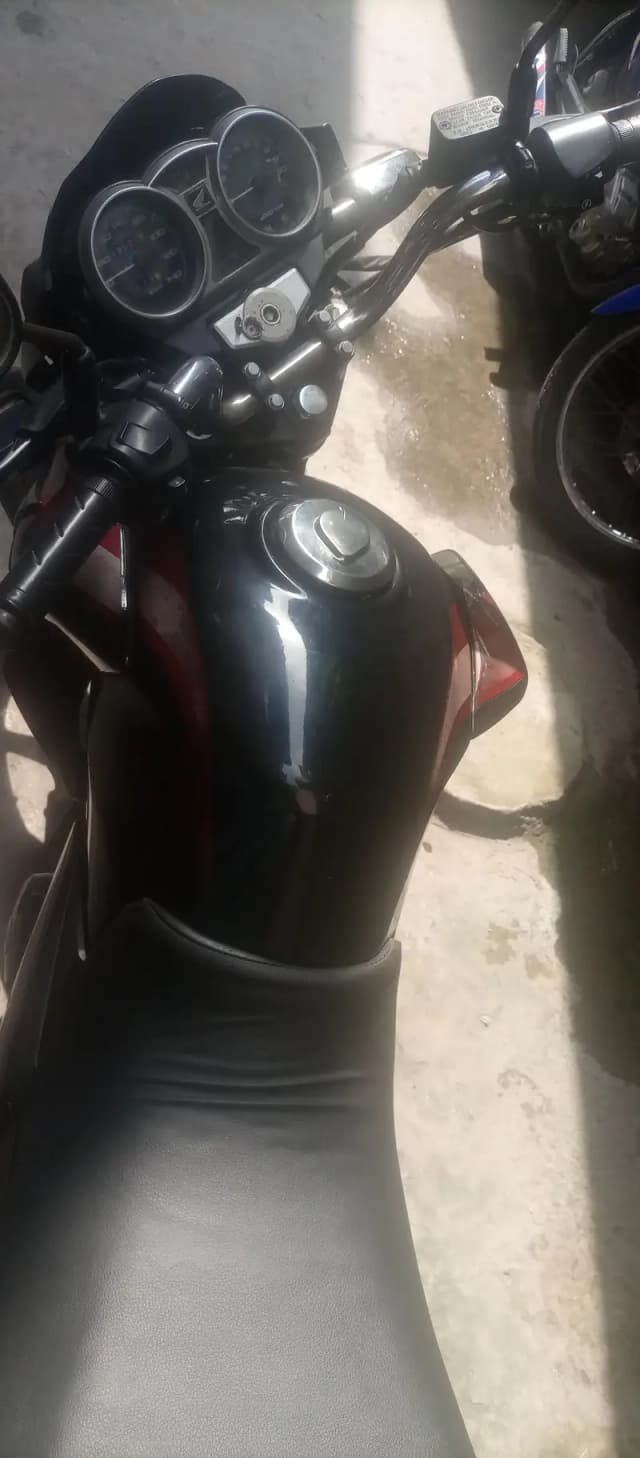 Honda cb 150f