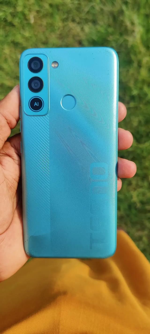 Tecno Pova 5