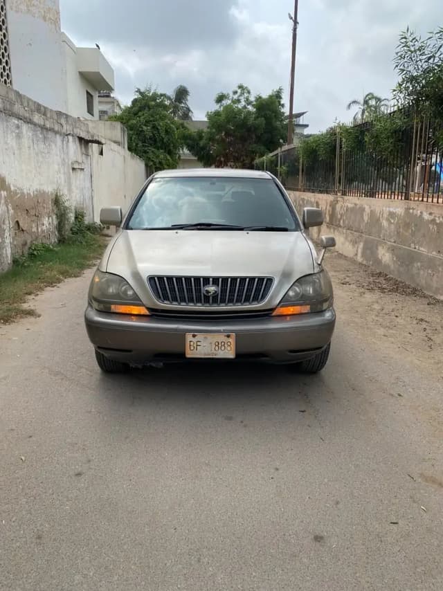 Toyota Harrier 2003 Model