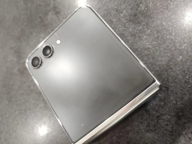 Samsung Mobile Z Flip 5