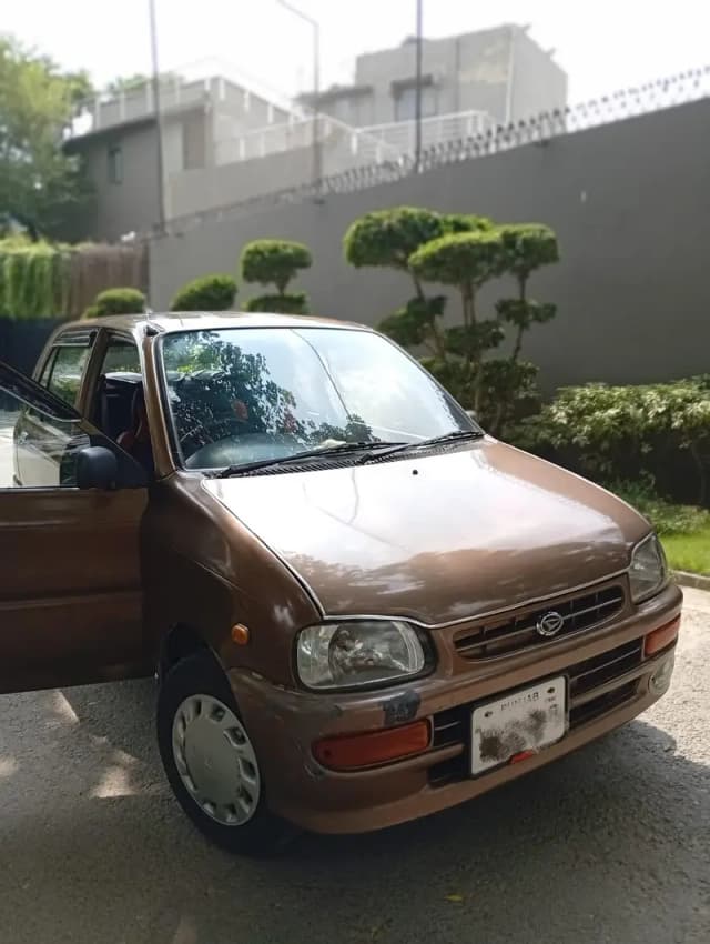 Daihatsu Cuore 2004