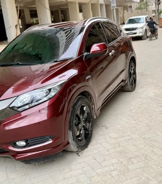 Honda Vezel 2015