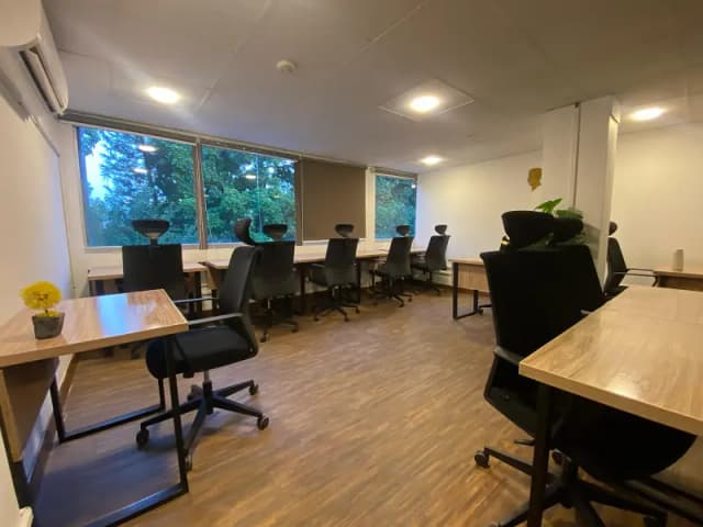 Co-Working Space Available in Blue Area