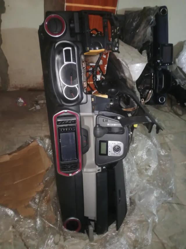 Toyota Passo 2018 desh board and airbag available