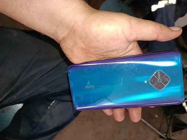 Vivo Y51s
