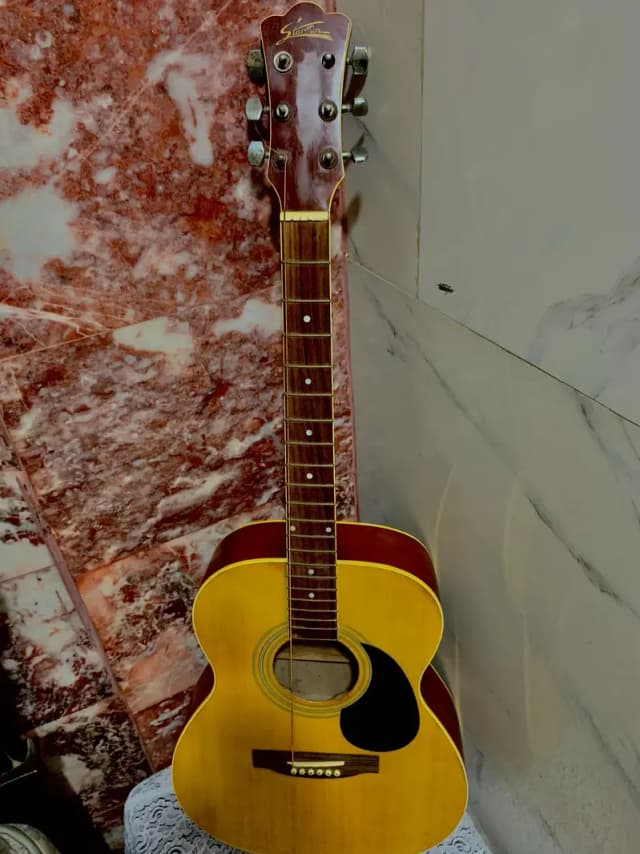 StarSun Acoustic Guitar. Antique guitar antique item.