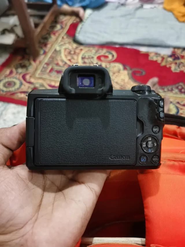 M50 camera