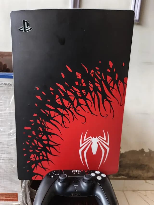 PS5 disk edition just one month used