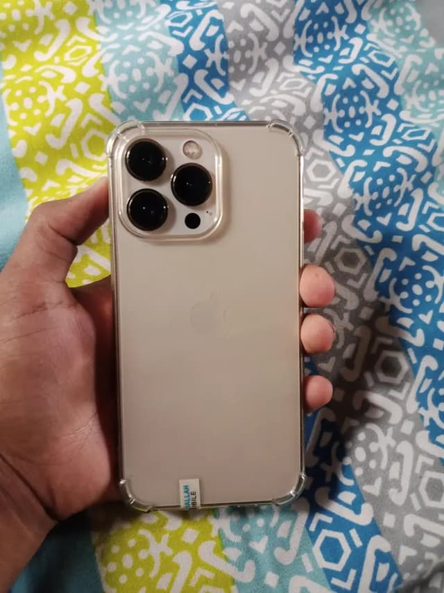Apple iPhone 13 Pro jv