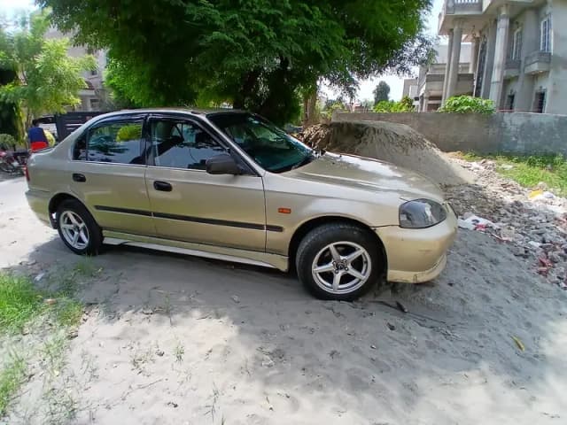 Honda Civic VTi Oriel 2001