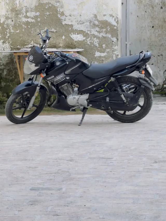 Heavy bike 125cc ybr 2016 model