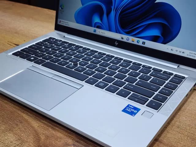 HP EliteBook 840 G8 Core i5 11th Generation 16/256 | Fresh Condition