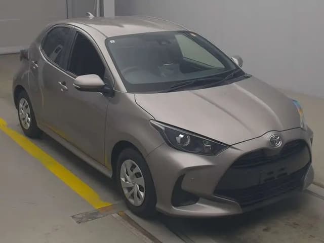 TOYOTA YARIS X HATCHBACK | MODEL 2023 - GRADE 4.5 AUCTION |