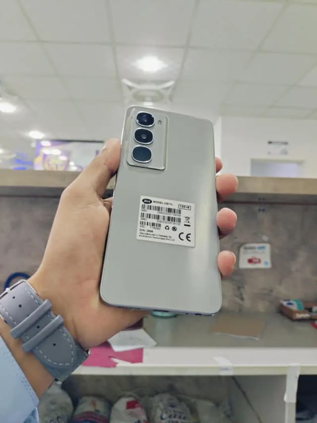 Itel City 100