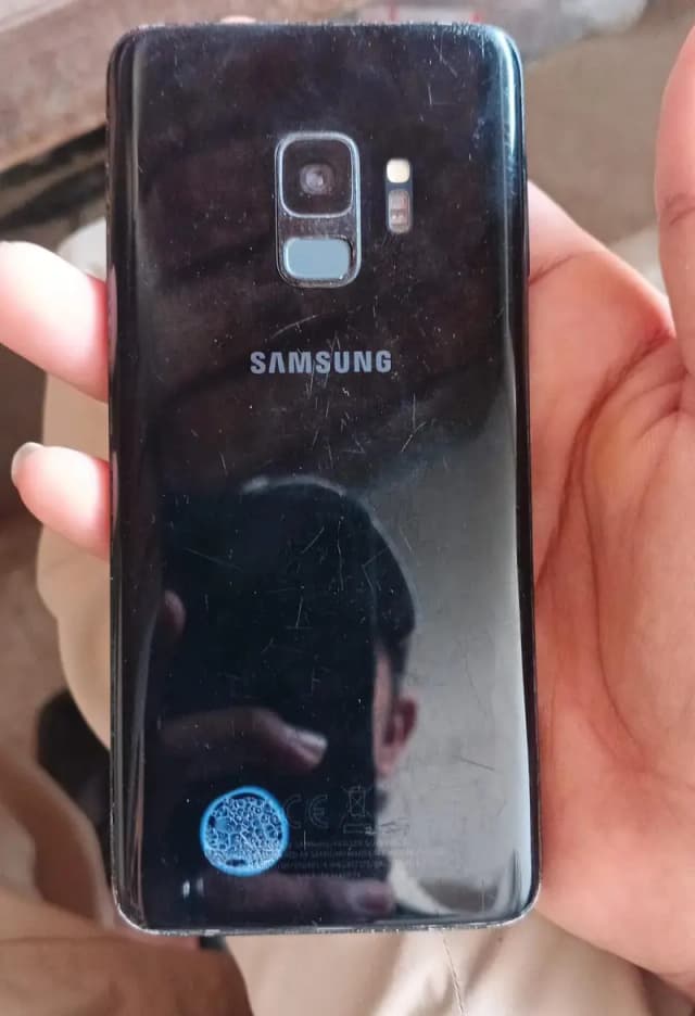 Samsung Mobile S9