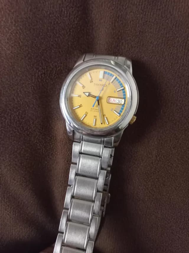 seiko 5 racer dail