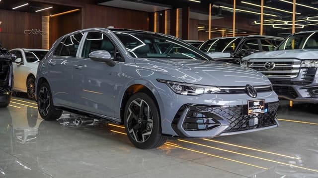 Volkswagen Golf R- TOPLINE 300 TSI