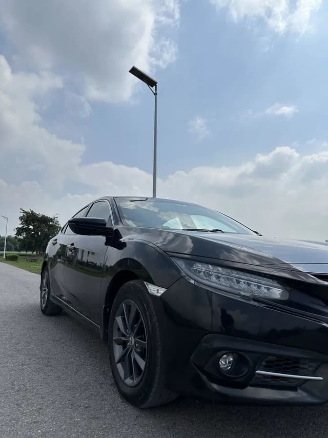 Honda Civic UG VTi Oriel 1.8  Model 2021