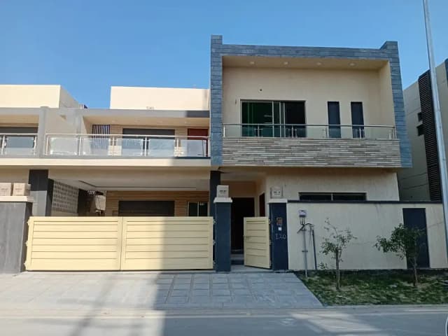 PARK FACING BRIGADIER HOUSE 300 SQ YD