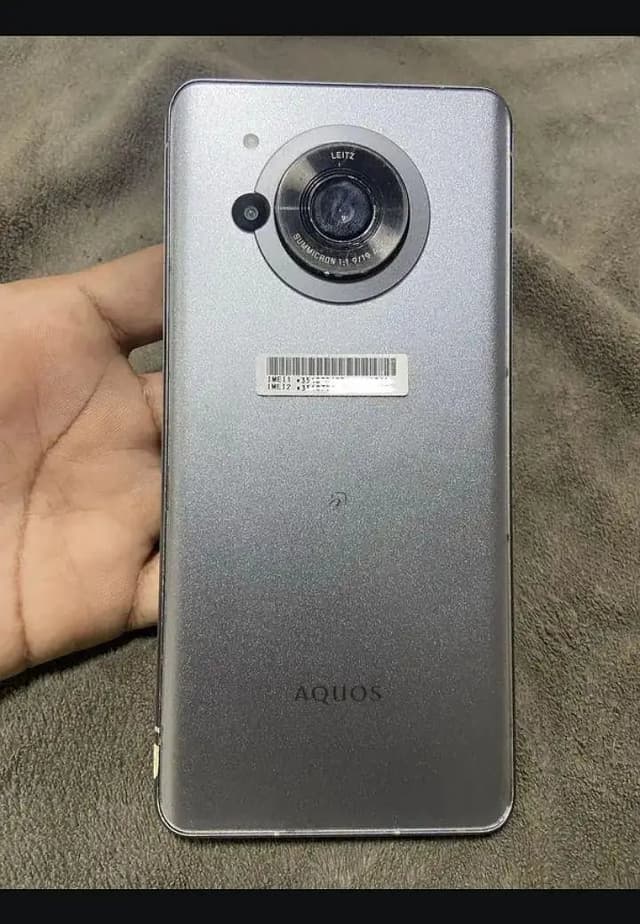 Aquos r7 12GB 256GB