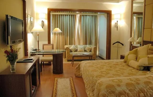 Family Furnished Rooms Guest House Flats Studio Apartment Short time stay per day