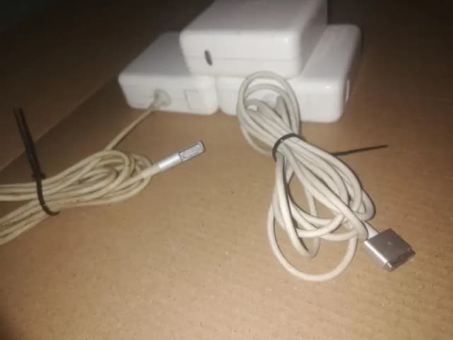 apple laptop orignal charger