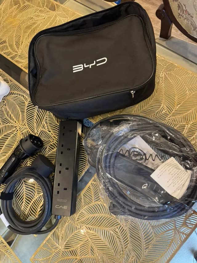 Brand New OEM BYD 2.2kW Portable Charger & V2L Adapter