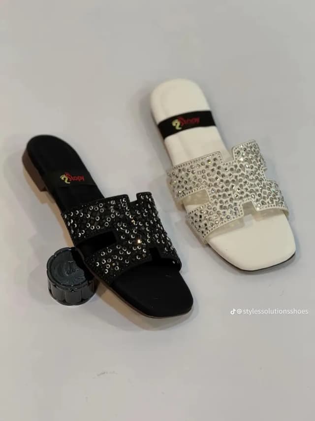sandals / for sale
