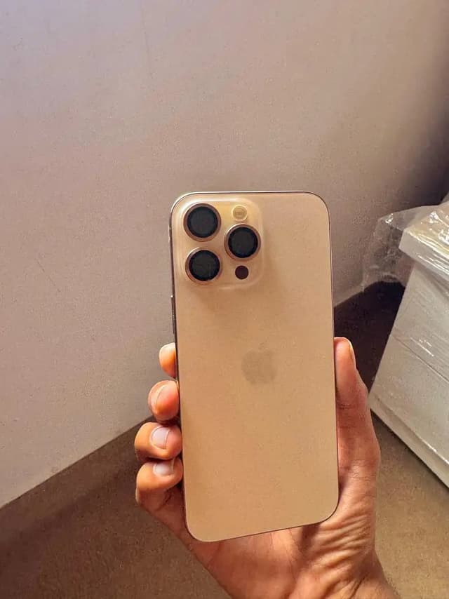 IPHONE 16 PRO MAX URGENT SELL 256GB JV LLA