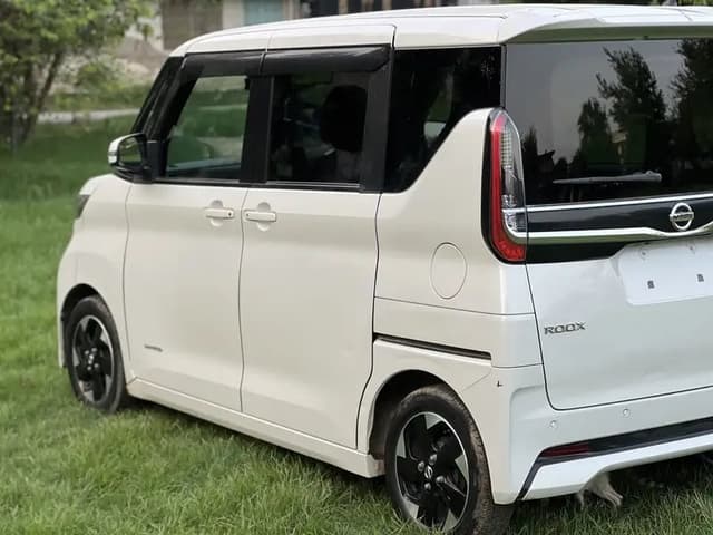 Nissan Roox 2022