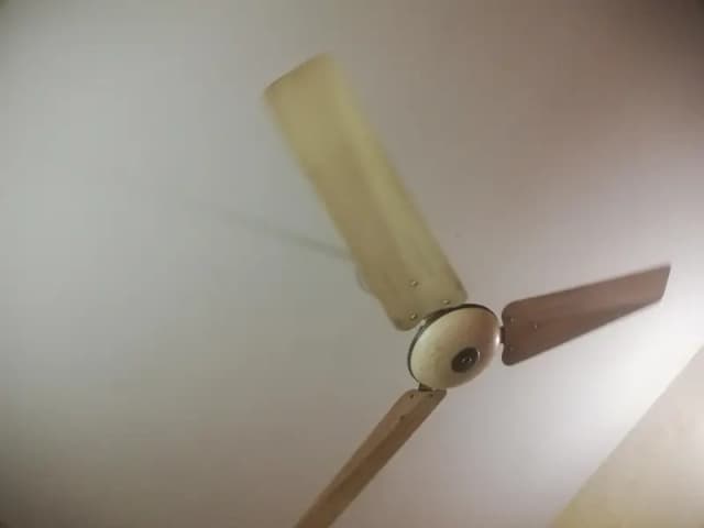 Good condition fan owan