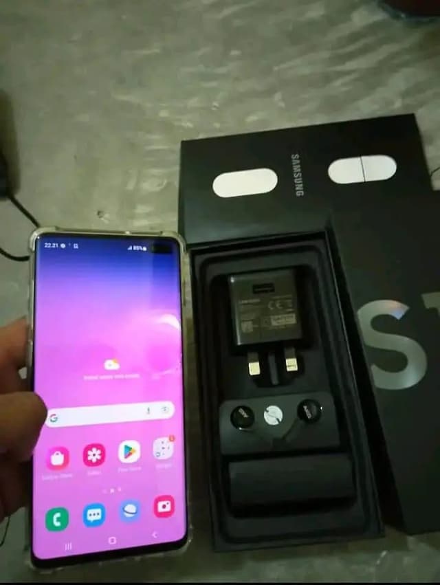 Samsung Mobile S10 Plus for sale 0329/6496/361