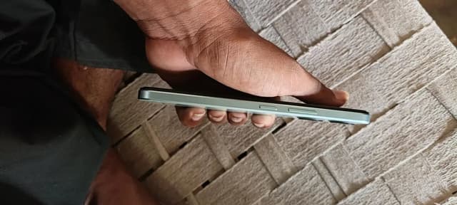 Vivo Y03t 4/64 full box