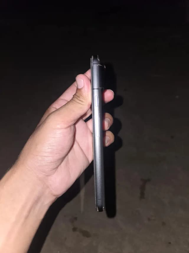 Google Pixel 8 /8GB RAM 128GB Room