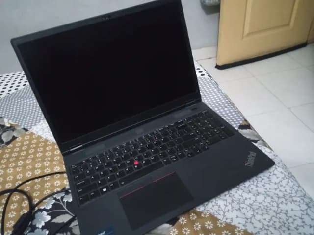 Laptop Lenovo ThinkPad P16v | Ultra7 | RTX | 32GB | 1TB | Gaming |Work